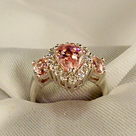 New Pink Tear drop Cut Cubic Zirconias Halo Silver DESIGNER Ring